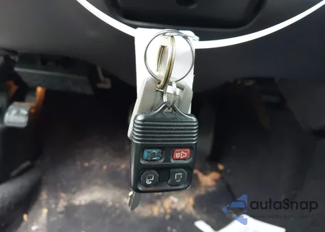 2006 Mercury Grand Marquis Gs z USA, uszkodzony, nr VIN 2MEFM74W66X637201